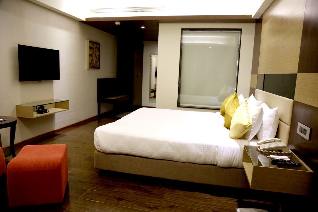 Hotel Shakti Continental Angul Eksteriør billede